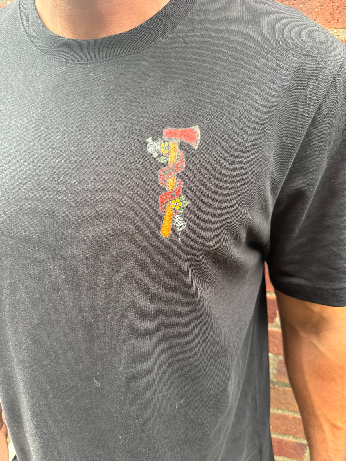 'Hose & Line AXE' Tee [Christmas Delivery]