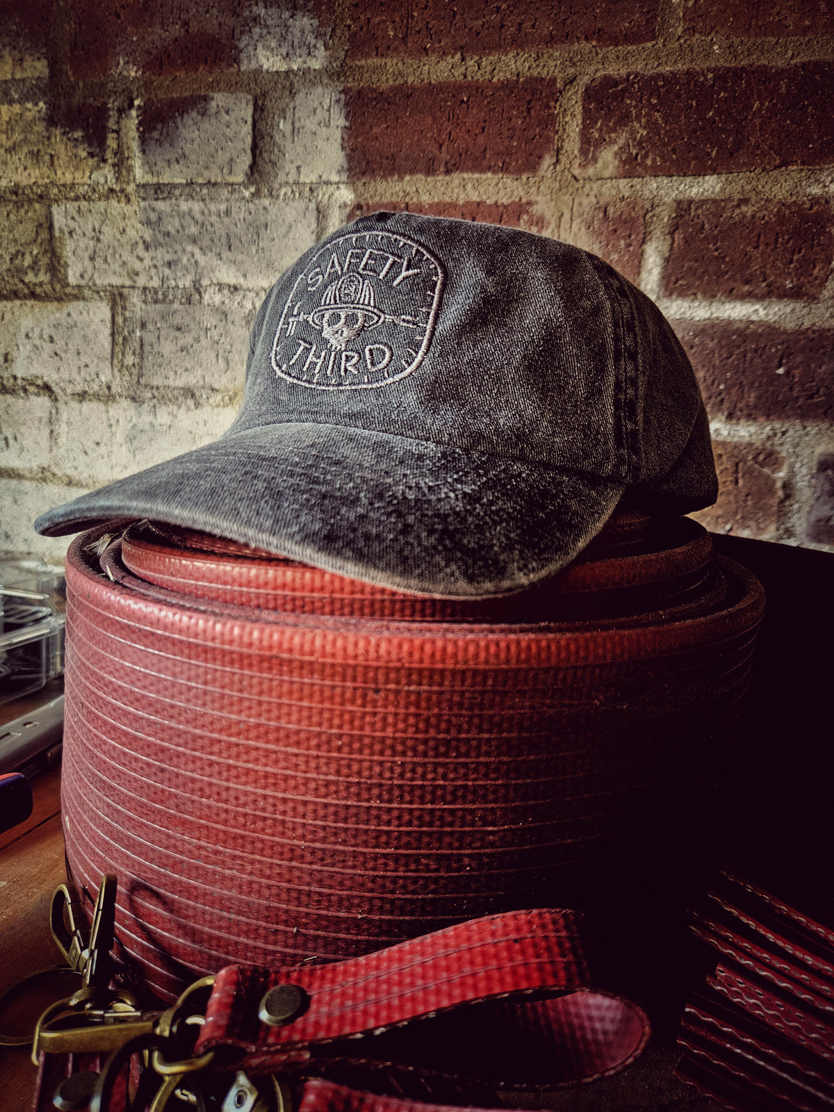 SAFETY THIRD CAP