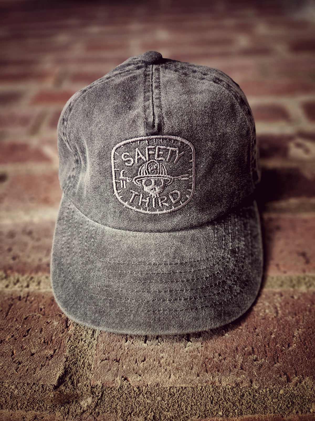 SAFETY THIRD CAP